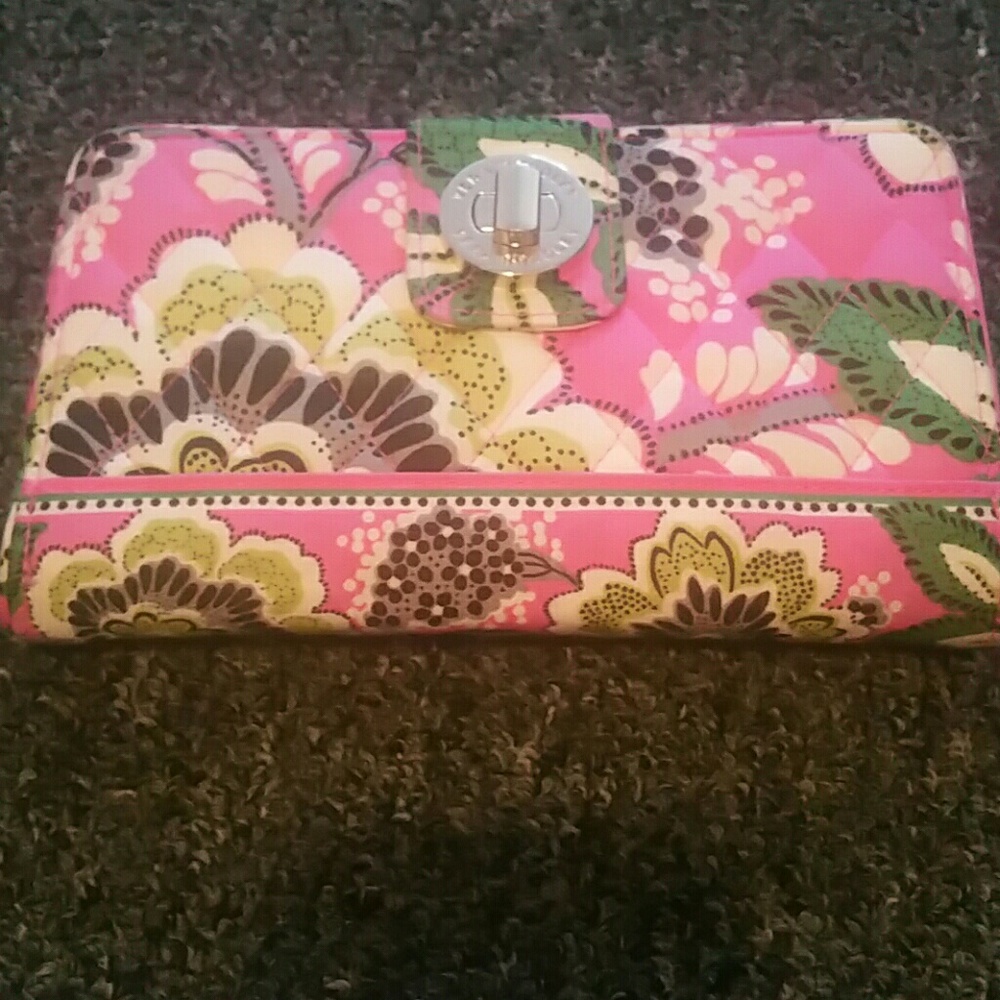 Vera Bradley turn lock wallet