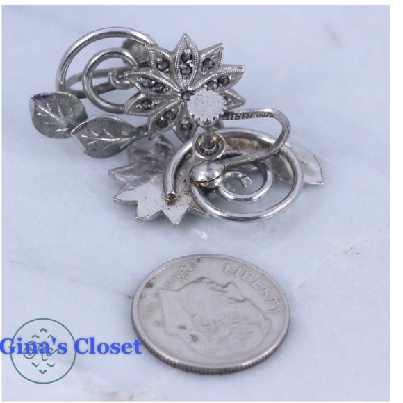 vintage sterling silver flower screw-back earrings - Picture 2 of 3