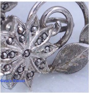 vintage sterling silver flower screw-back earrings