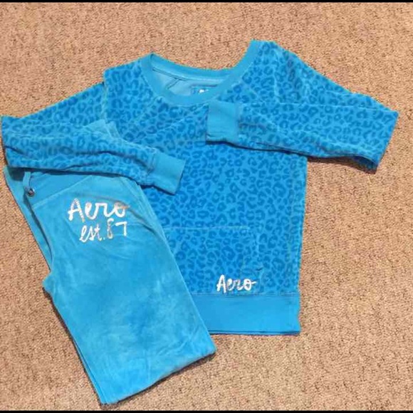 Aero sweatsuit
