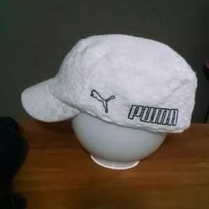 White winter puma hat