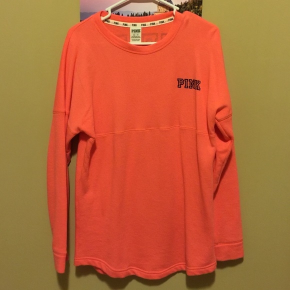 vs pink crewneck