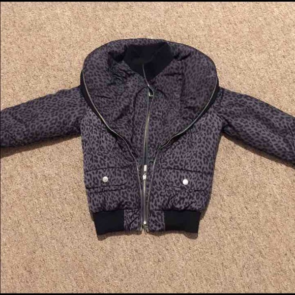 Guess coat - Picture 1 of 1