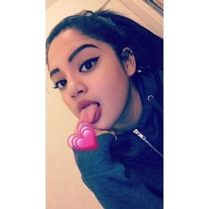 Meet your Posher, Viviana