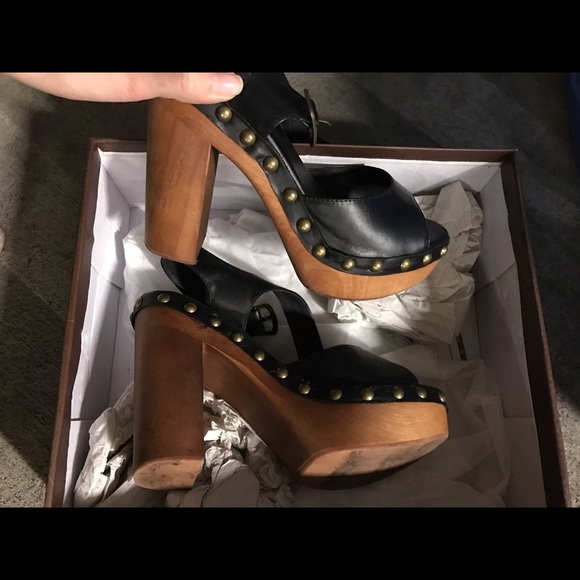 Woodies Jeffery Campbell Blk leather stud platform
