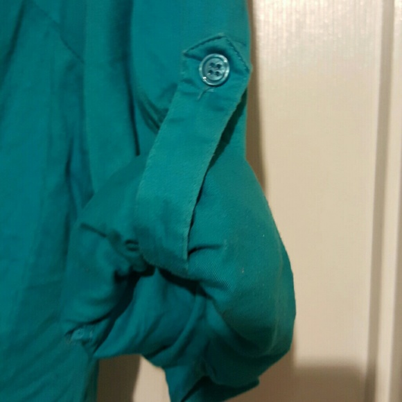 Button down shirt - Picture 3 of 3