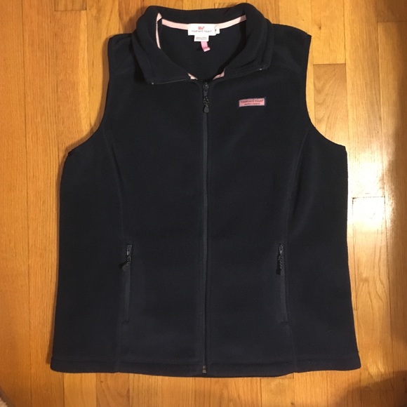 Vineyard Vines Westerly Vest - Picture 2 of 4