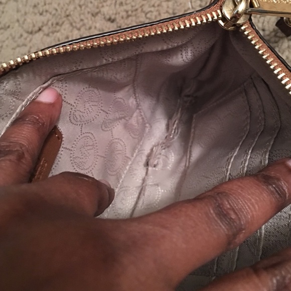 Michael Kors clutch - Picture 3 of 4