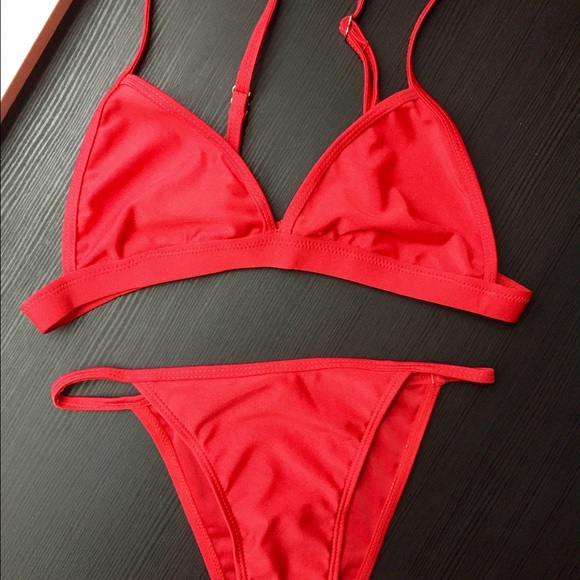 Red Brazilian Bikini - Picture 4 of 4