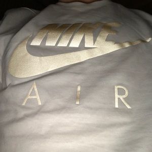 Meet your Posher, Cole