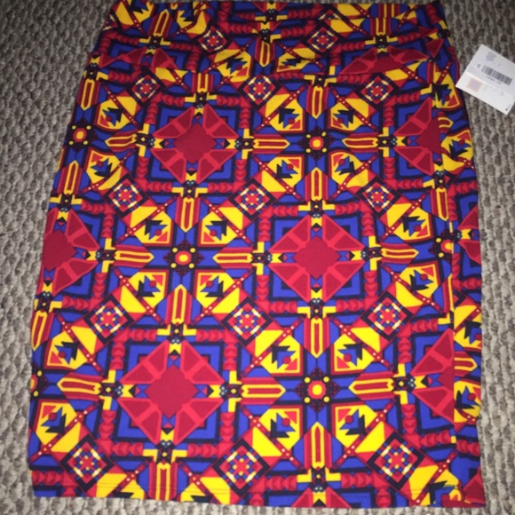 LuLaRoe Cassie skirt