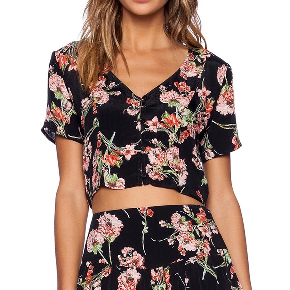 Band of Gypsies Maui floral crop top - Picture 1 of 4