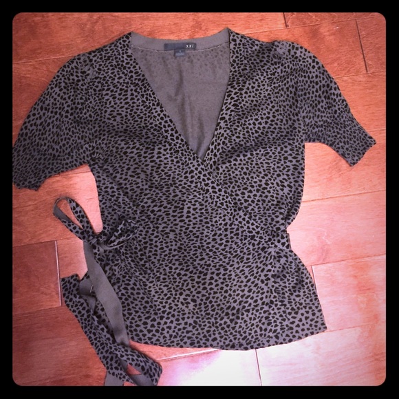 Leopard print wrap tee.