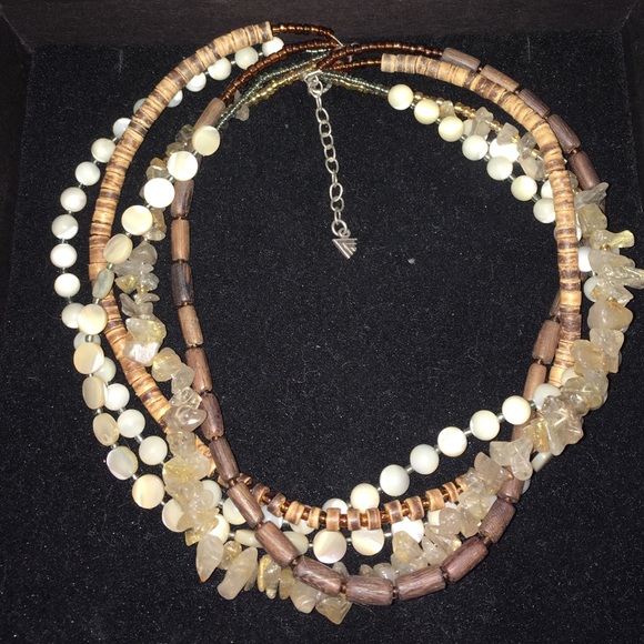 Silpada 16" tan an cream beaded layered necklace