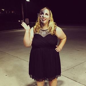 Meet your Posher, Adrienne