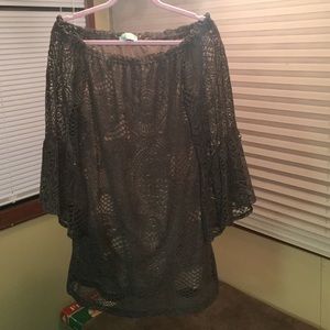 Karlie off shoulder dress