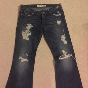 Hollister size 5r