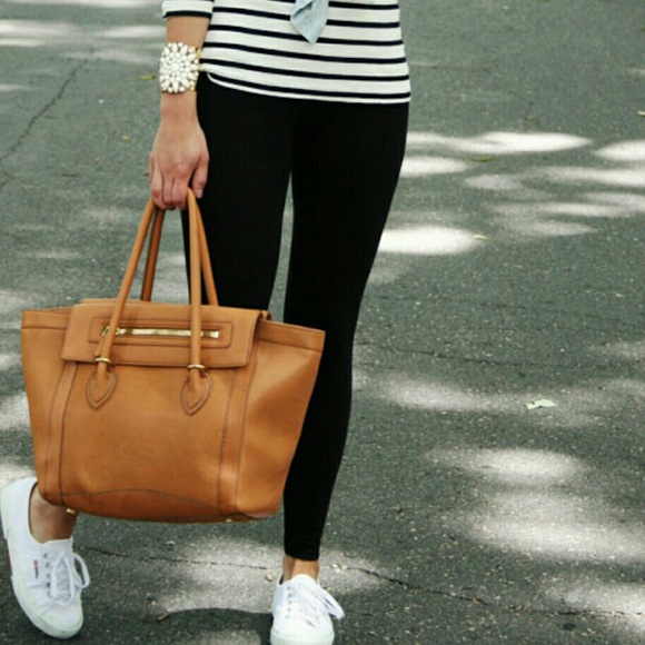J. Crew Handbags - HTF J Crew Tillary Leather Tote bag
