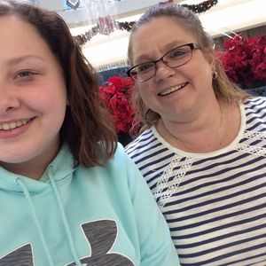 Meet your Posher, Glenna