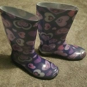 SALE* CUTE purple hearted rain boots