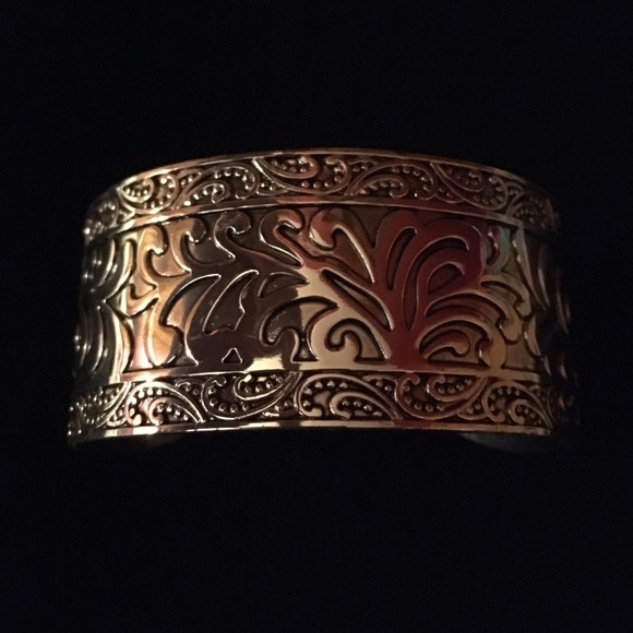 Premier tooled silver bracelet