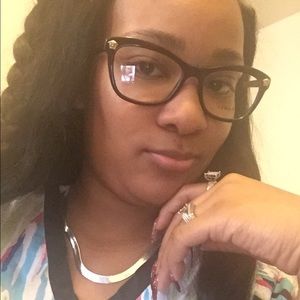 Meet your Posher, Jasmine