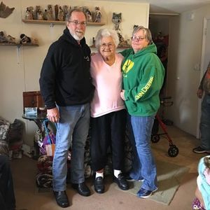 Meet your Posher, Cindy