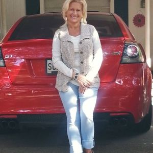 Meet your Posher, Daphne