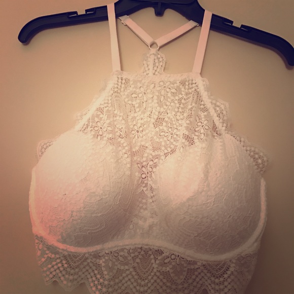 V.S. bralet