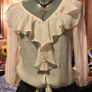 Romantic & Soft, Tie Front Top by Pearl. Size S