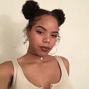 Meet your Posher, Brianne