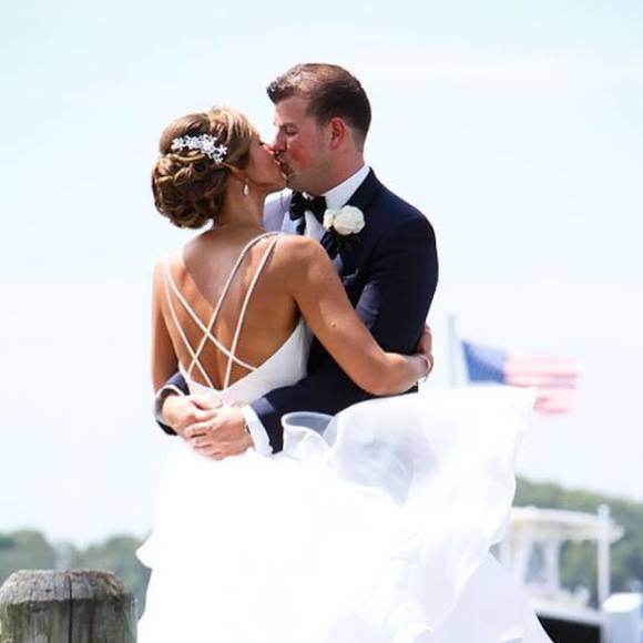 Meet your Posher, Justine - Picture 1 of 1