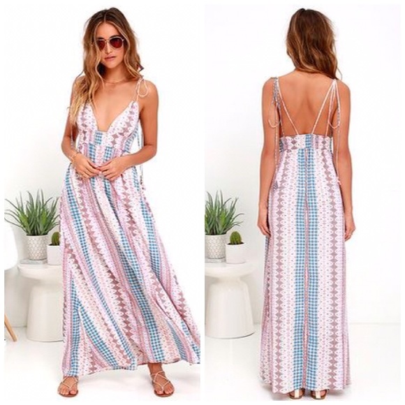 NWT Lulus Maxin Relaxin Multi Print Maxi - Picture 2 of 3