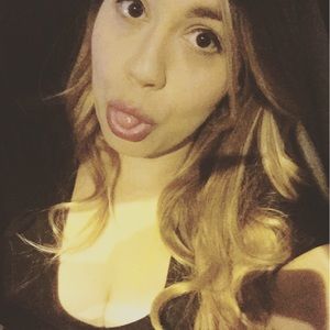 Meet your Posher, Stephanie