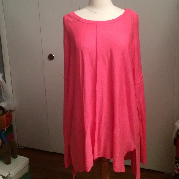 Hot Pink oversized Top!