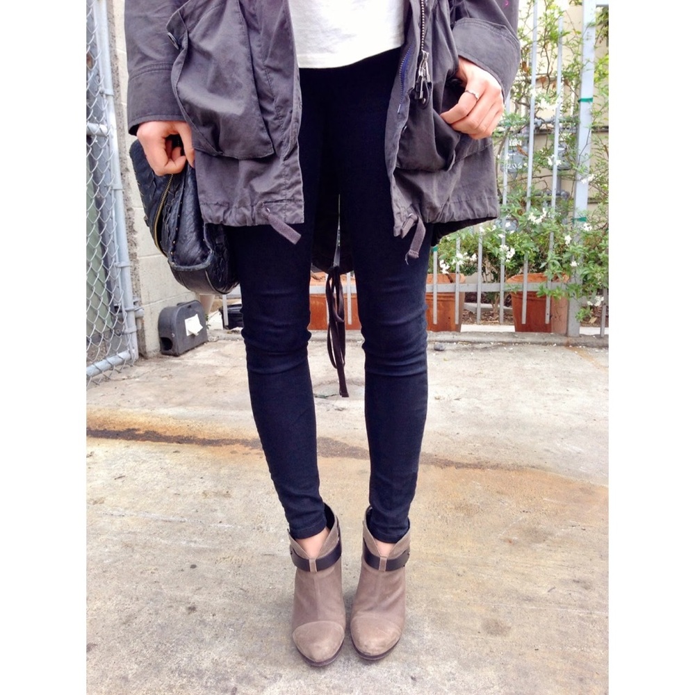 Rag & Bone 'Harrow' Asphalt Suede Bootie - Picture 5 of 6