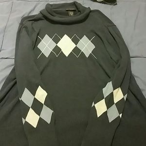 22/24 navy blue argyle sweater