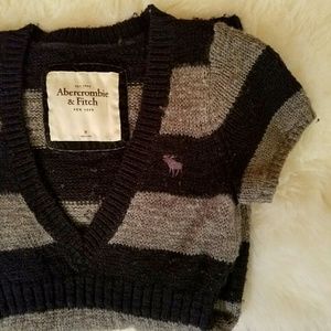SALE! Abercrombie & Fitch Navy & Gray Tunic