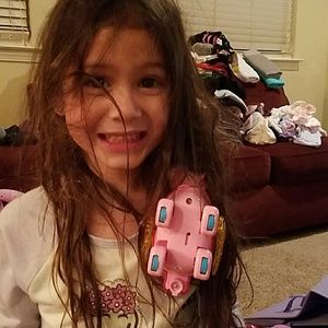 Meet your Posher, Kelli