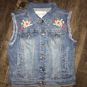 American Rag denim vest New as Med