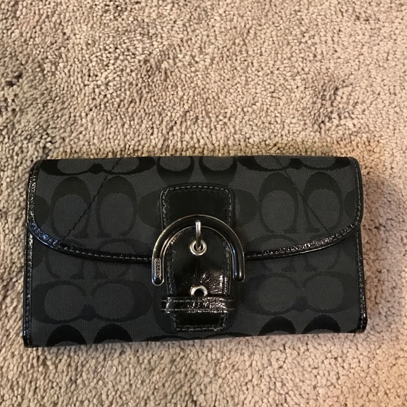 Authentic coach black wallet
