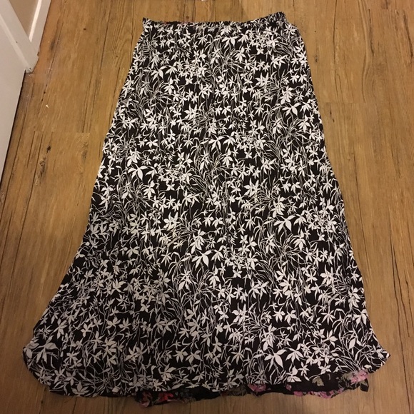Reversible maxi skirt