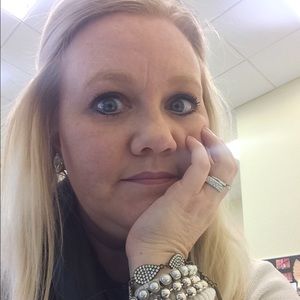 Meet your Posher, Timberly