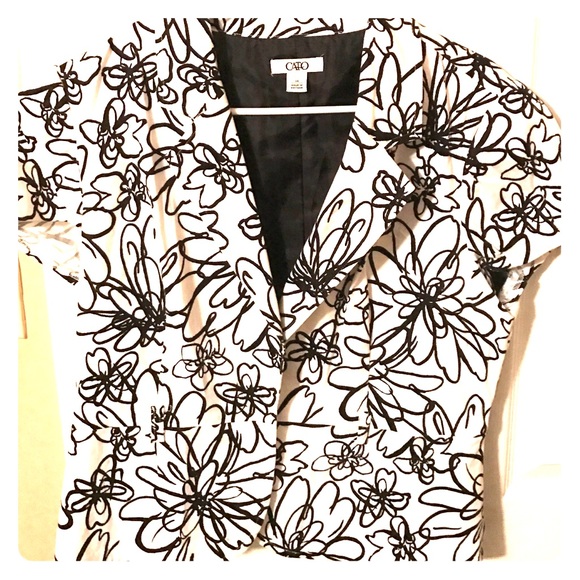 Women's Top - Picture 1 of 3