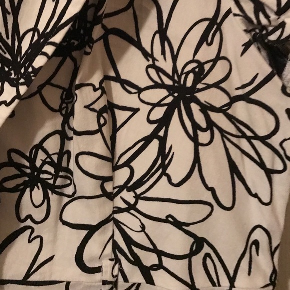 Women's Top - Picture 3 of 3