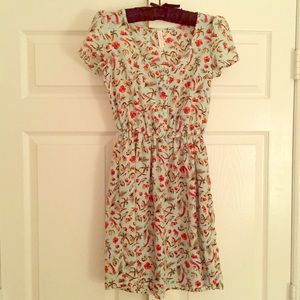 Beautiful bird print summer dress!