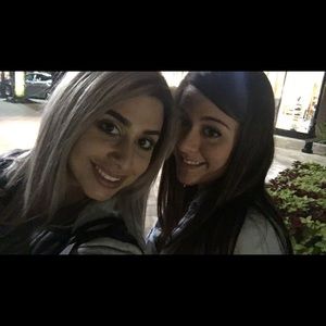 Meet your Posher, Angela