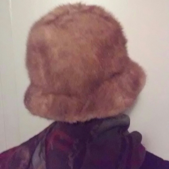 Mink Hat - Picture 3 of 4