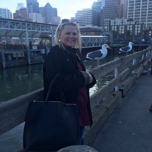 Meet your Posher, Andrea