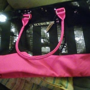 Victoria secret weekender bag